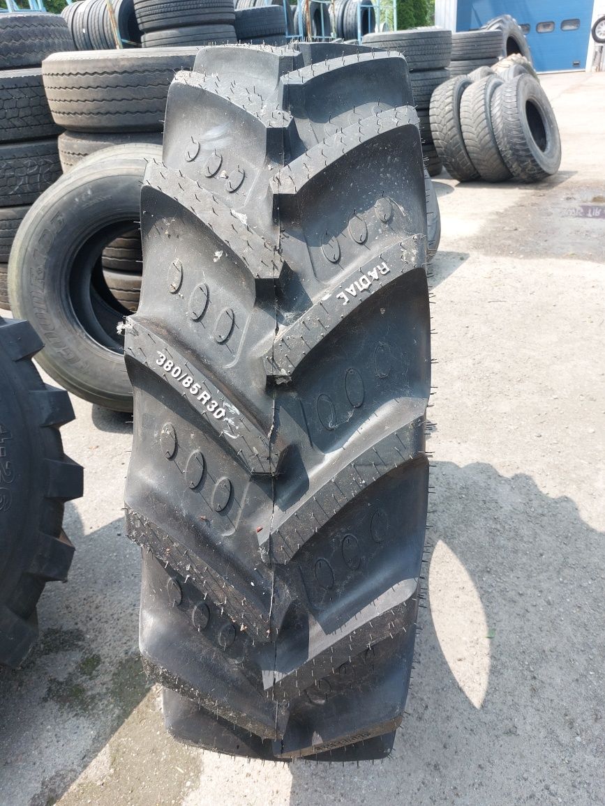 380/85R30(14.9R30) BKT AgrMax Opona rolnicza nowa