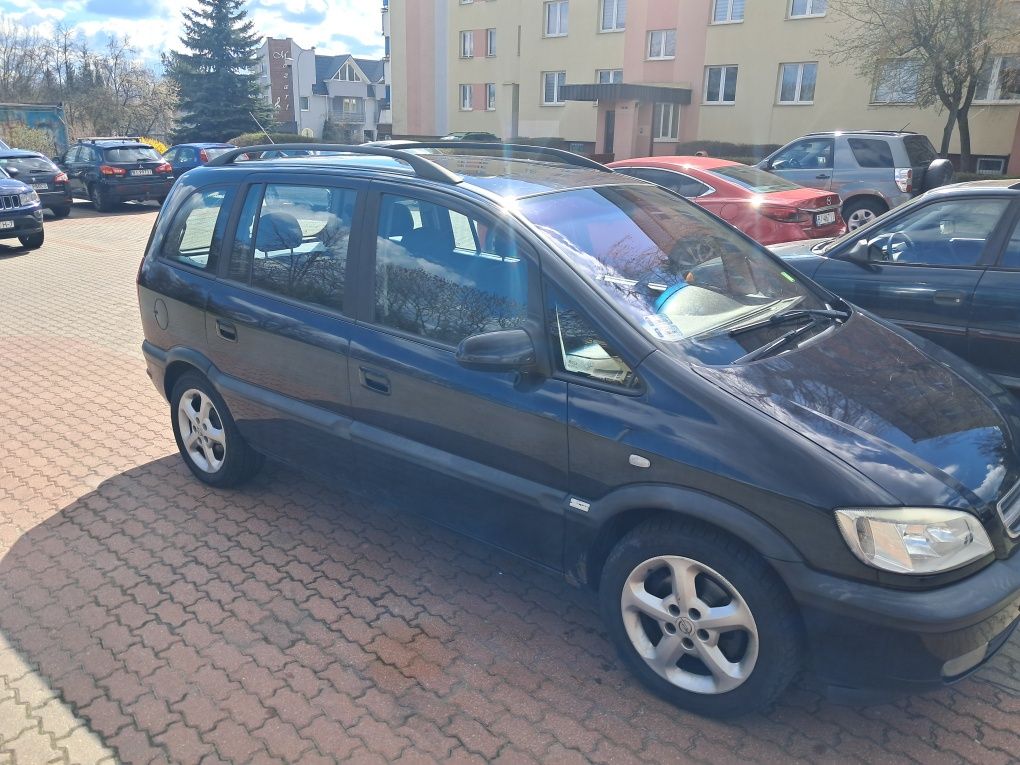 Opel Zafira 2003 1.8  LPG