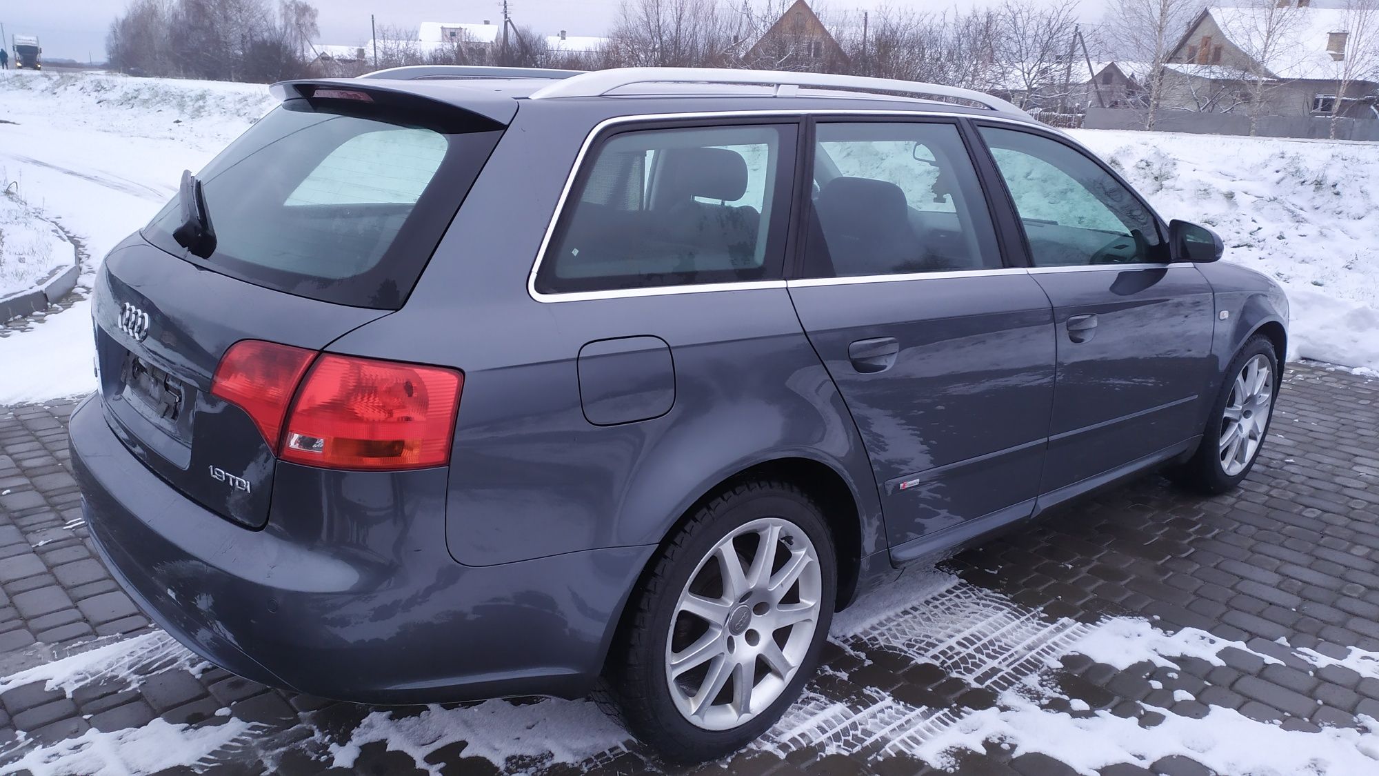 Двері Ауді А4В7 Audi A4B7 передні/задні праві/ліві