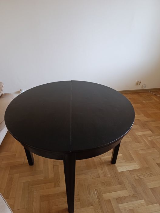 Stół okrągły rozkładany