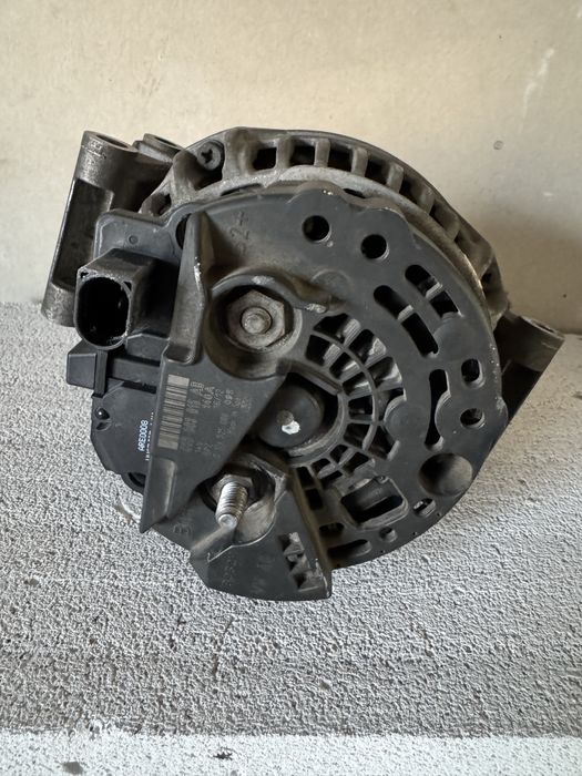 Генератор VAG 06B903016 AB