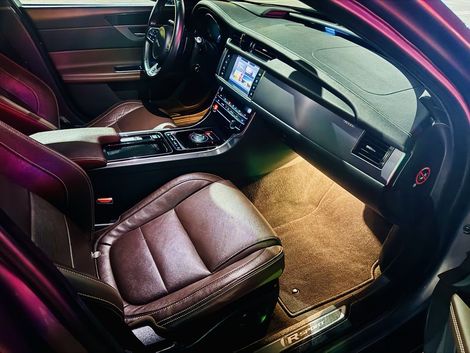 Jaguar XF 3.0 AWD R-Sport