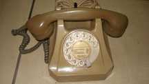 Telefone Suiço de baquelite beje