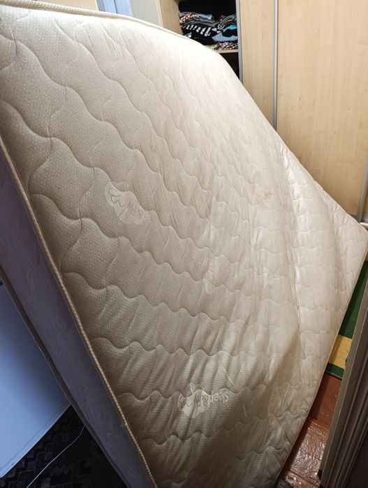 Продам матрац 160х200