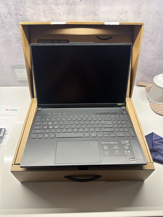 Laptop ASUS TUF Gaming A16 RTX 4050 Ryzen 7