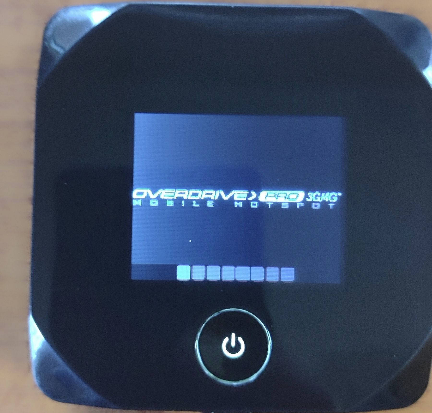 WiFi роутеру Sierra W802 (Overdrive AirCard W802)