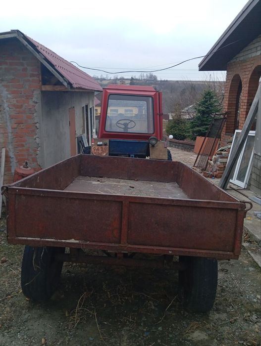 Трактор Т-25 причіп