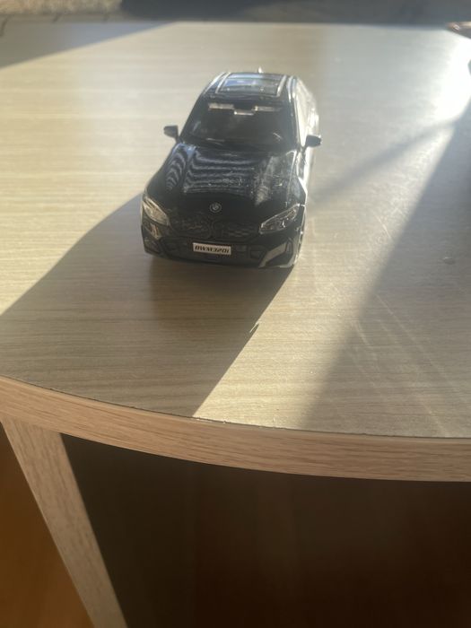 Моделька машини bmw
