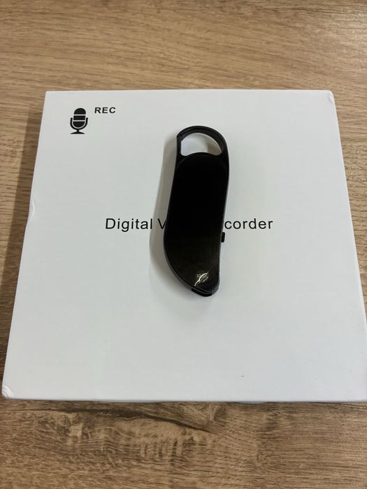 Диктофон прихований savetek брелок 32гб