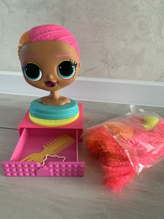 Lol OMG манекен голова для макіяжу