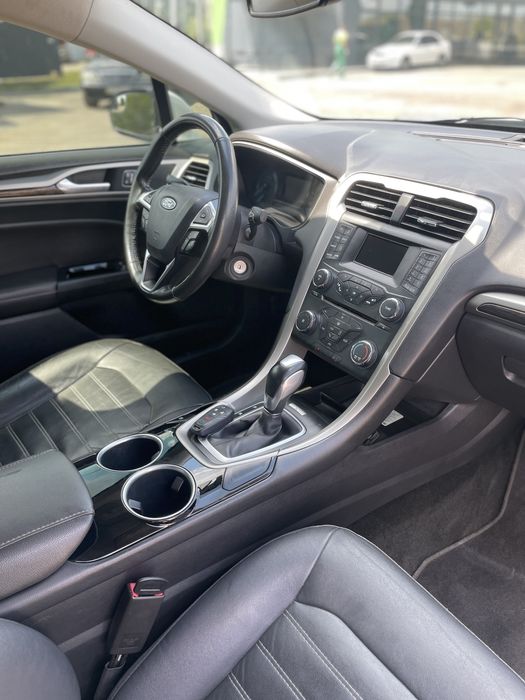 Форд фюжен.