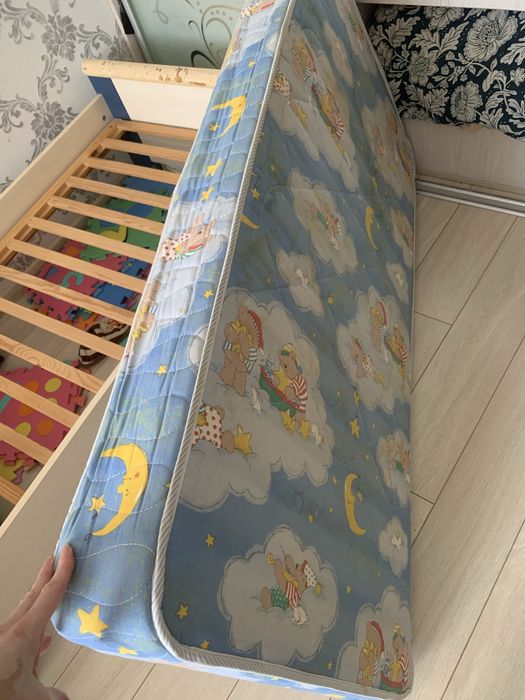 Дитяче ліжко з ламелями,1.40*70 +матрац+наматрацник