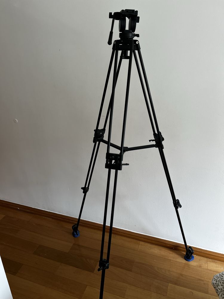 Equip. Profissional de Filmagem - Sony NX5R + Tripé Benro + Microfones