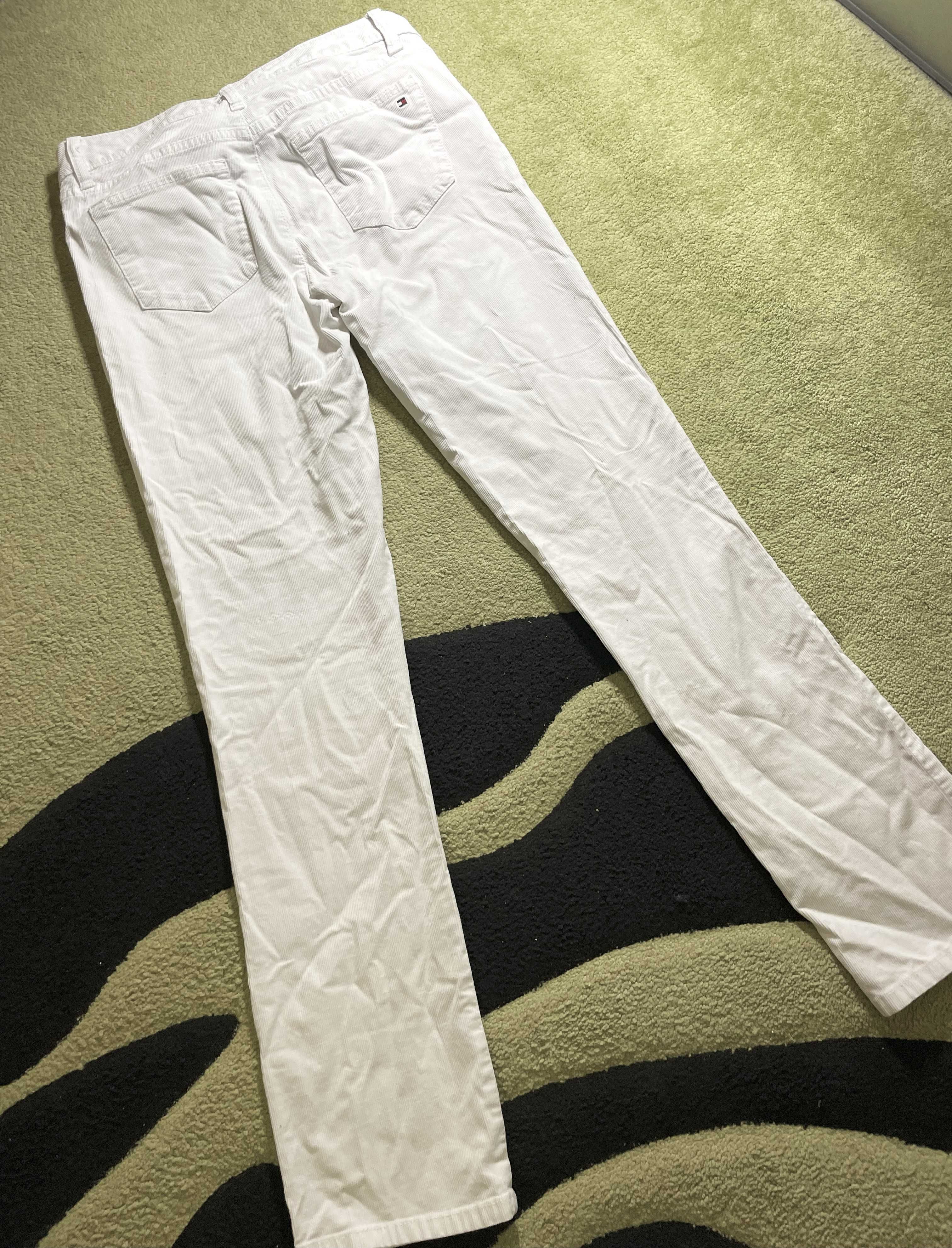Білі мікровільвети, made in Sri Lanka, Tommy Hilfiger, розмір S