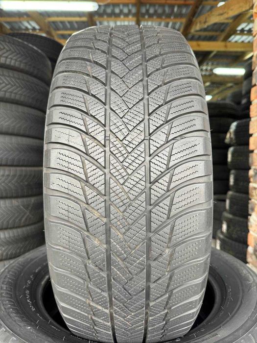 Шини зимові 225/60 R17 BRIDGESTONE BLIZZAK LM001 5mm