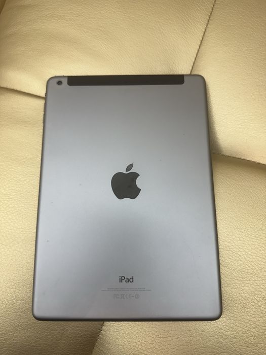 IPad Air 64 гб A1475