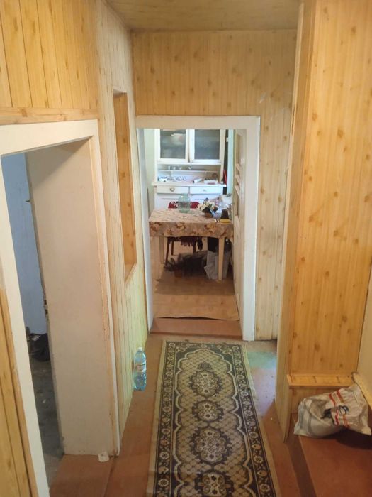 Будинок 4 кімнати на великій землі 30 соток с. Мочола 5 км до Берегова