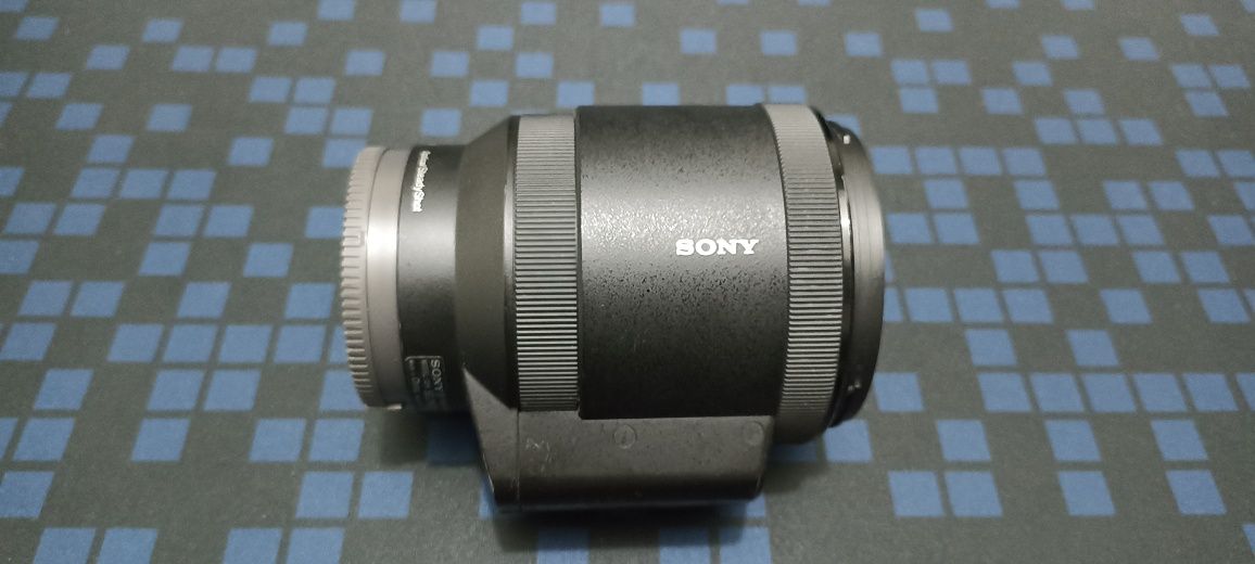 Lente objetiva Sony SELP18200 pz