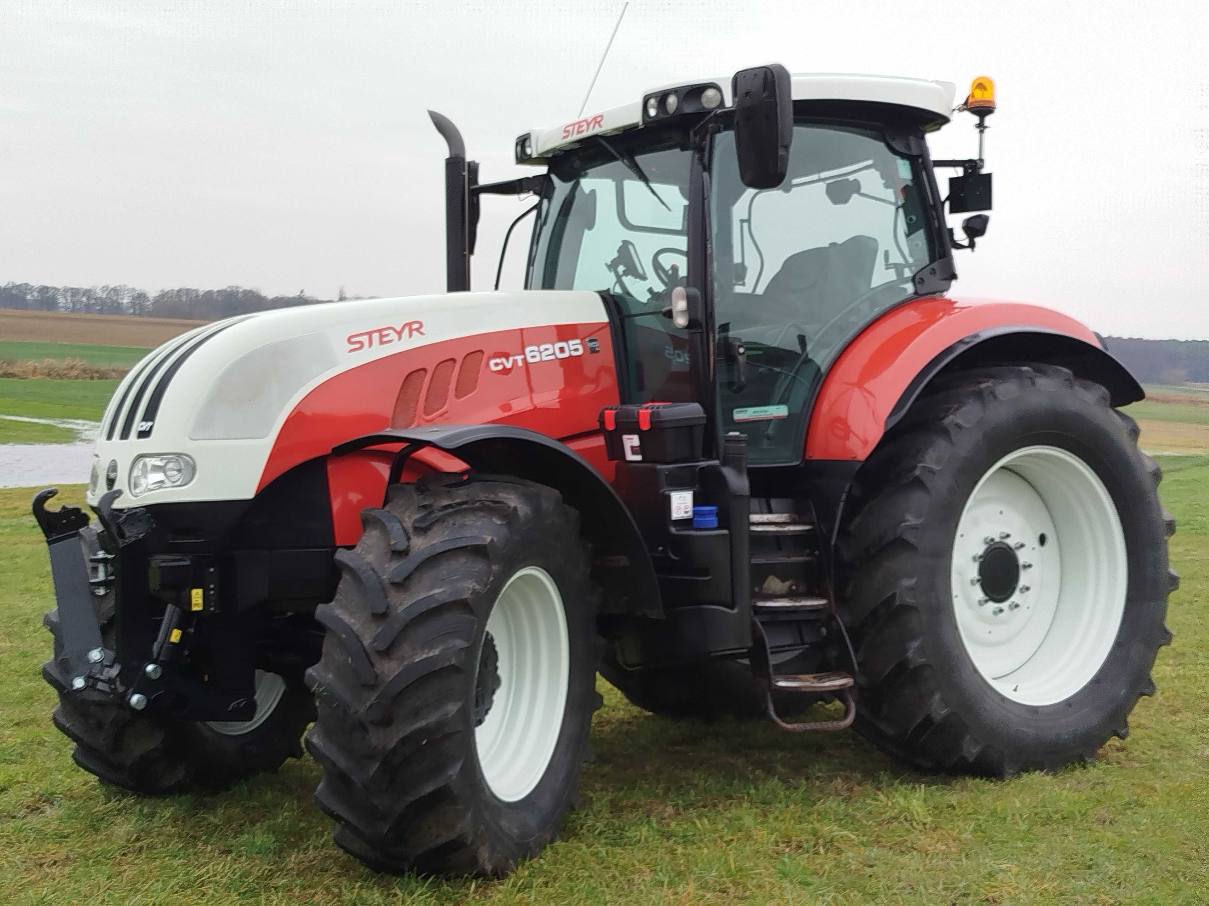 Ciągnik Steyr CVT 6205, New Holland, Case, rok 2015