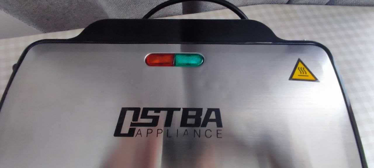 Opiekacz do kanapek, gofrownica, grill kontaktowy OSTBA ‎SLS2022