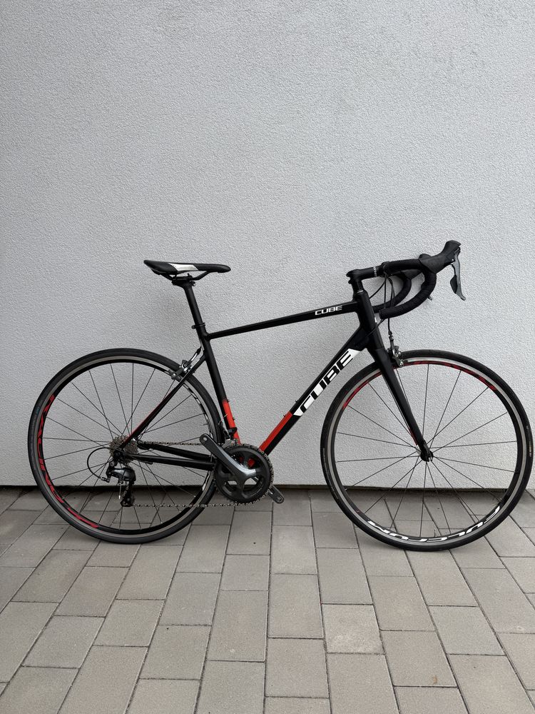 Rower szosowy cube attain