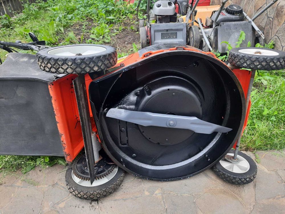 Бензинова газонокосарка Ariens 5в1