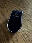 Nowy uchwyt magnetyczny na telefon Mercedes holder do samochodu