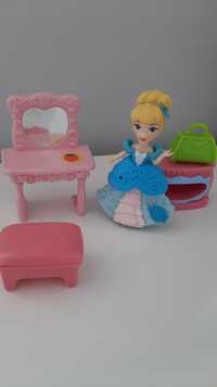 Sprzedam zestaw lalke Hasbro Princess Disney + akcesoria