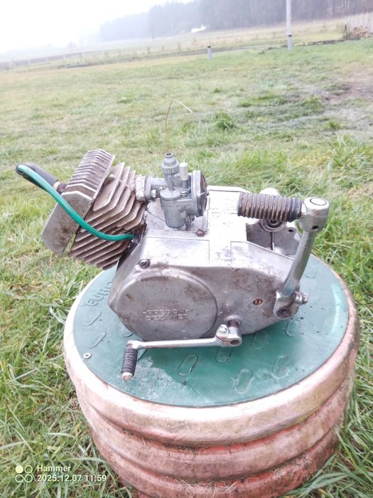 Wsk komar motorynka silnik