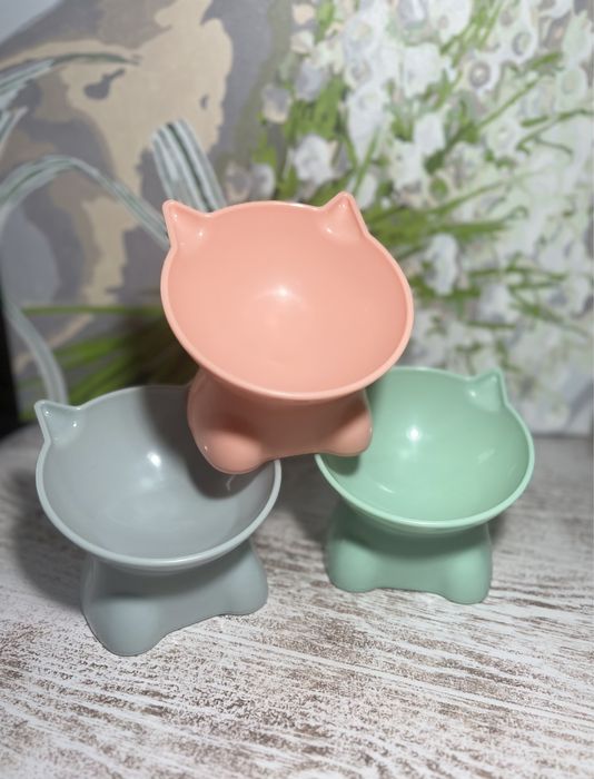 Миски, годівниці, кормушки для котів, собак