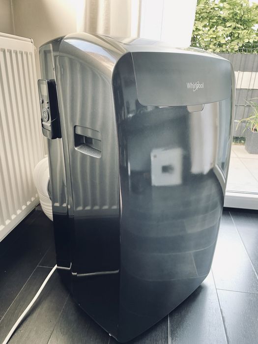 Czarny Klimatyzator Whirlpool PACB29CO - Mobilny