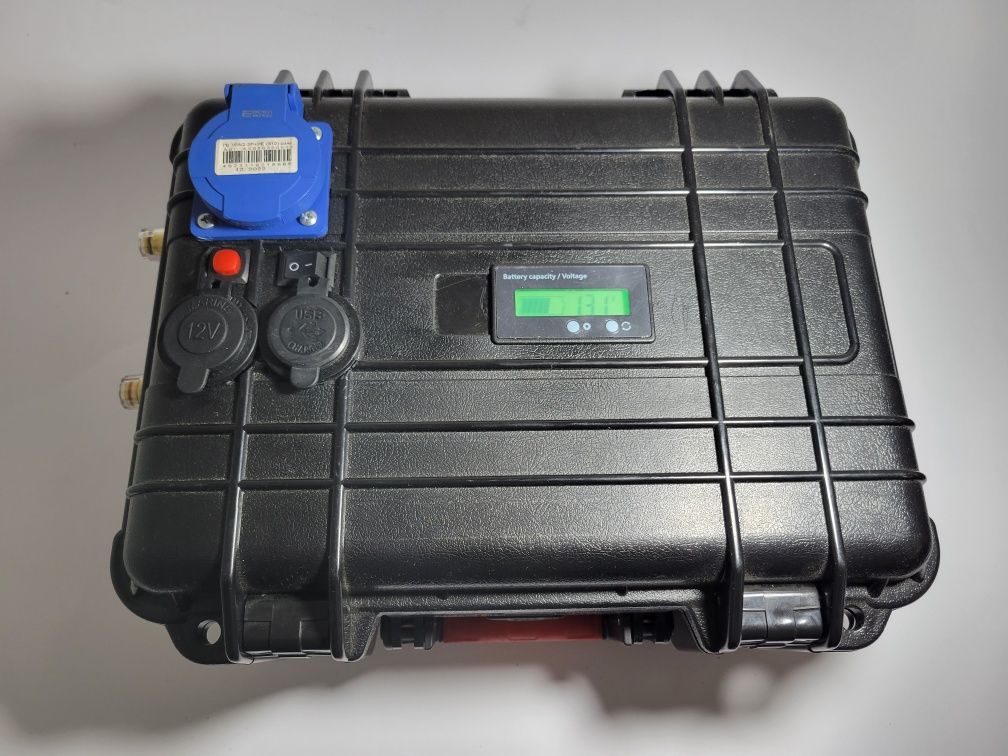 LiFePO4 аккумулятор 12,8V 53Ah с инвертором 600Вт (ECOFLOW 678Wh)