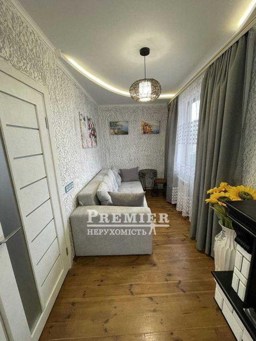 В продаже дом на берегу моря.