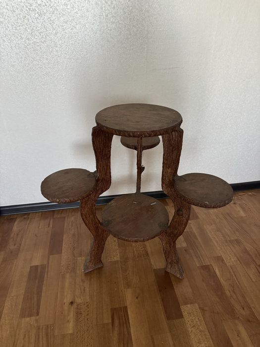 Подставка для цветов