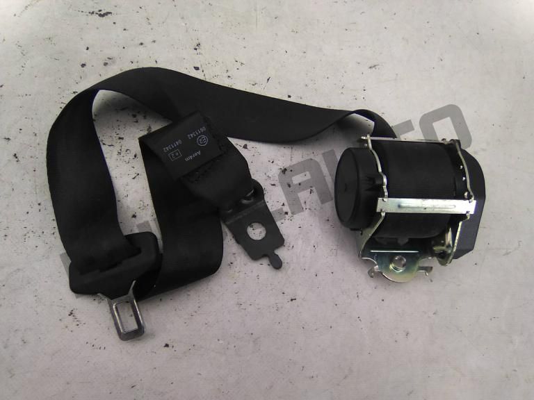 Cinto Trás Direito 8884_04130r Renault Clio Iv [2012_2019] 1.5