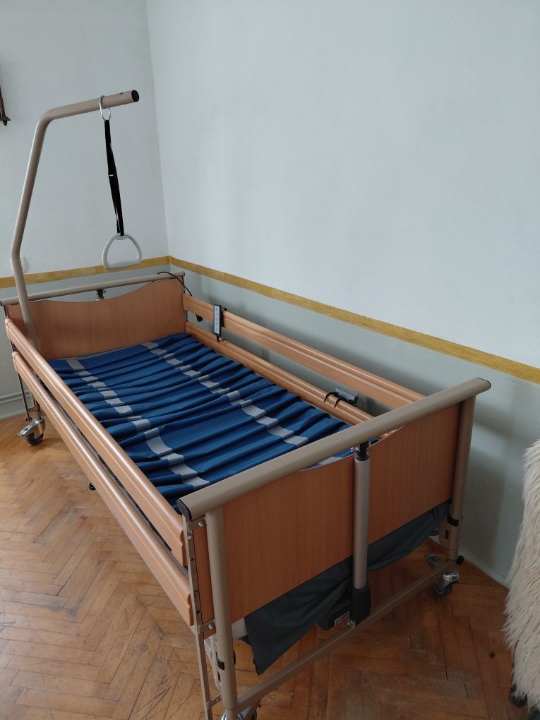 Elektryczne łóżko rehabilitacyjne Luna 2 Vermeiren
