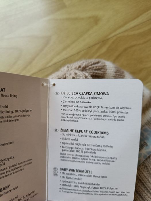 Nowa czapka zimowa