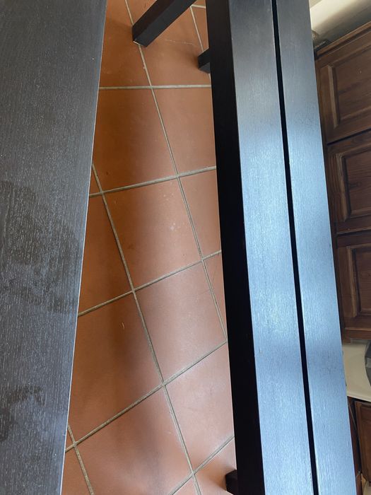 Mesa Ikea Preta com 2 bancos