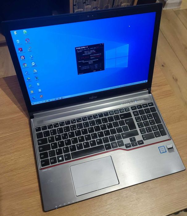Laptop Fujitsu Lifebook E756 15,6