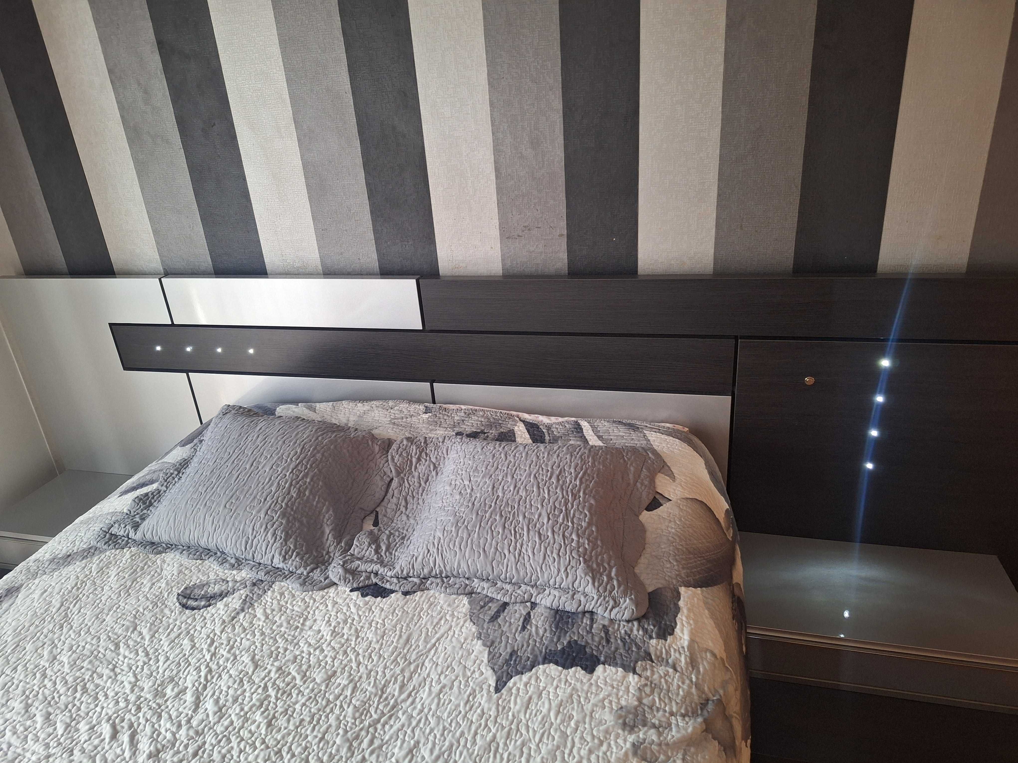 Mobília de quarto/ casal