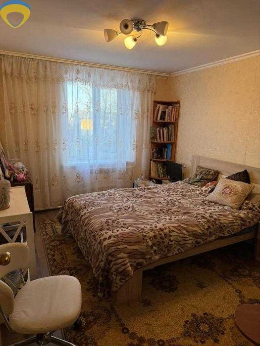 Квартира з ремонтом , меблями та технікою в с. Буялик!