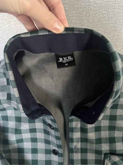 Сорочки у клітинку, розміри S та M.