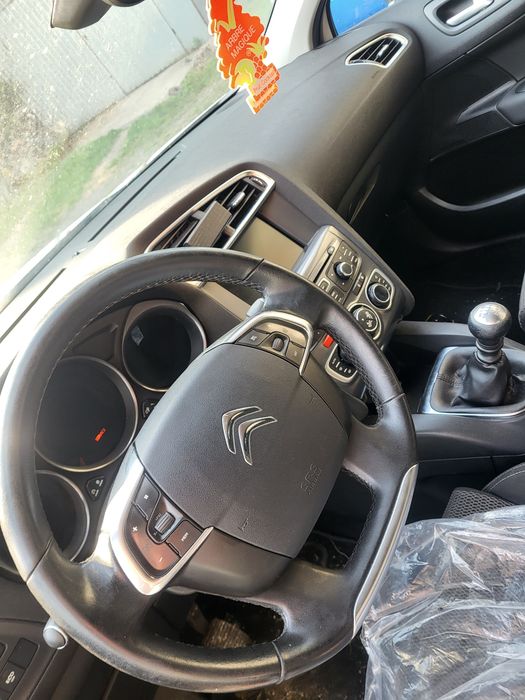 Citroen c4 1.2 Zderzak Czesci 2014r