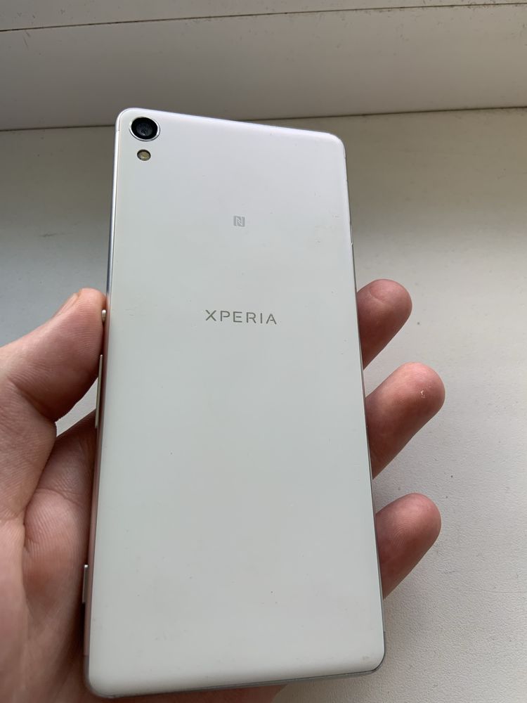 Мобильный телефон, смартфон sony experia xa 2/16 nfc