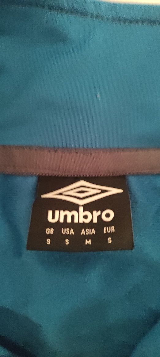 Dres Umbro - komplet.