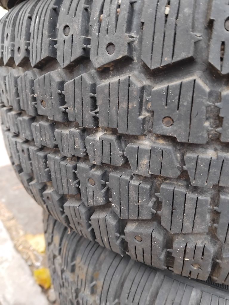 Шины Kumho R14 195 65 и диски GM комплект 4 шт.