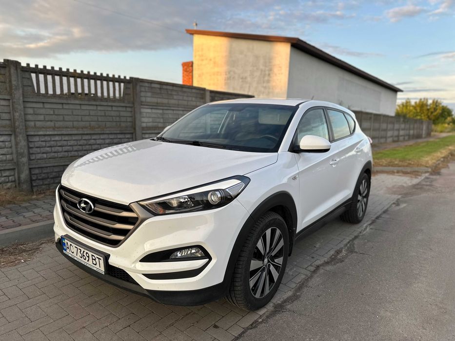 HYUNDAI Tucson 2017 рік