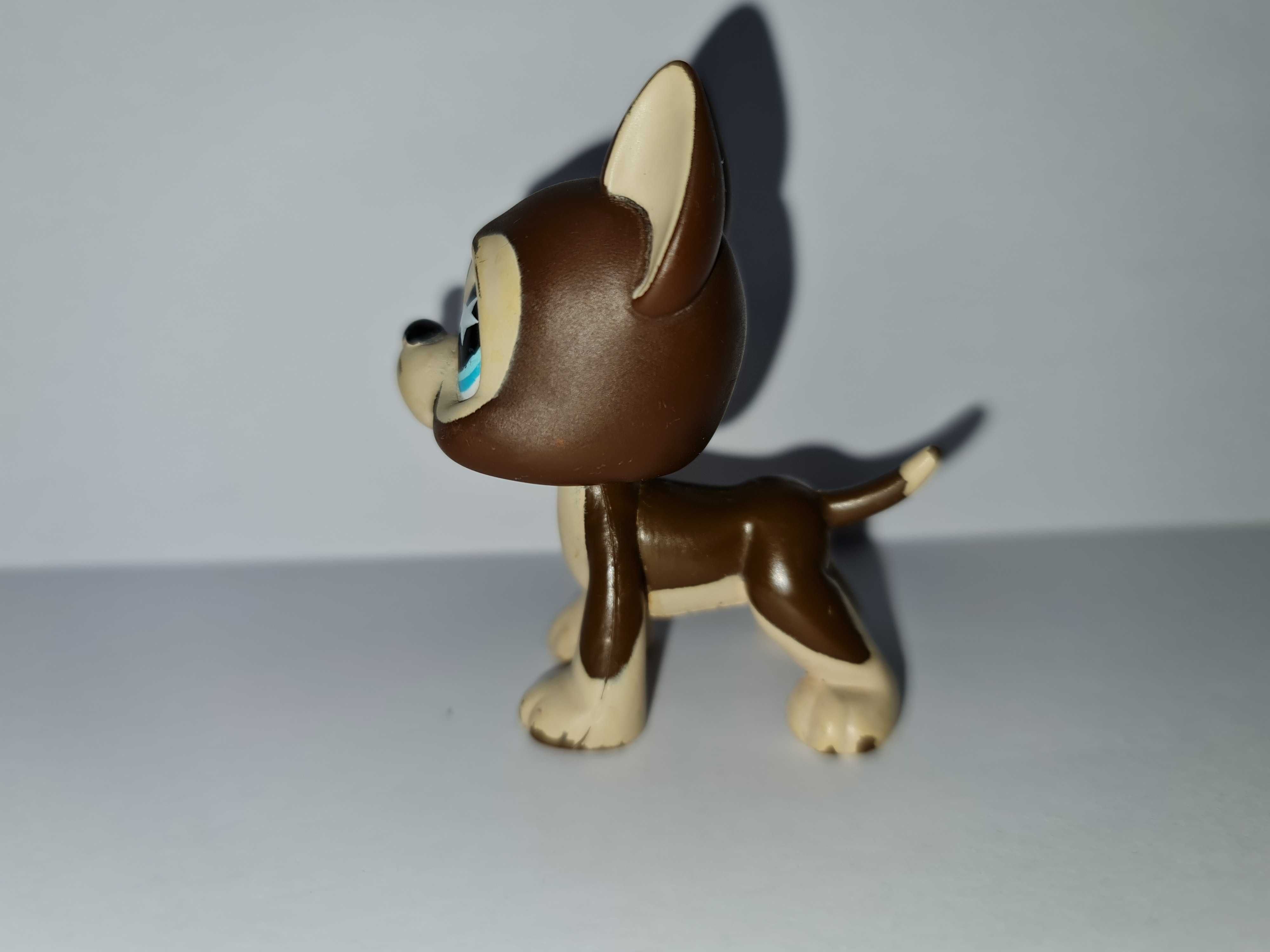 Oryginalny piesek Littlest Pet Shop LPS DOG niemiecki #817