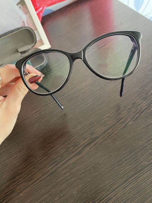 Окуляри, оправа