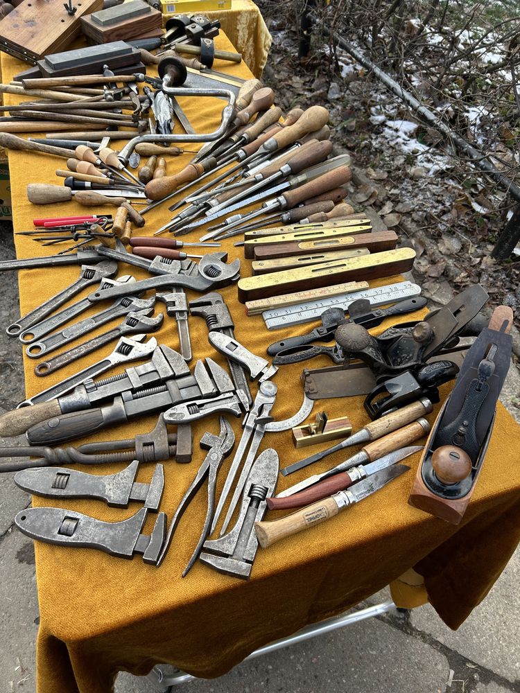 Stare angielskie narzędzia; stolarskie, ślusarskie, kowalskie.